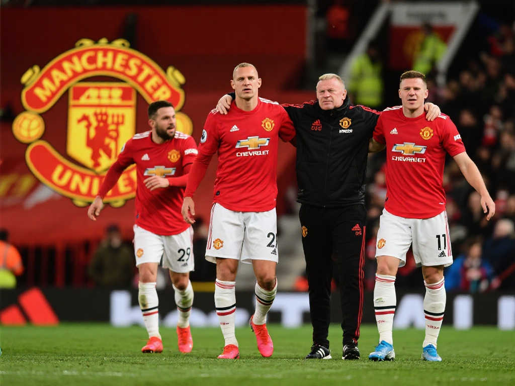 教练团队的 教练团队的